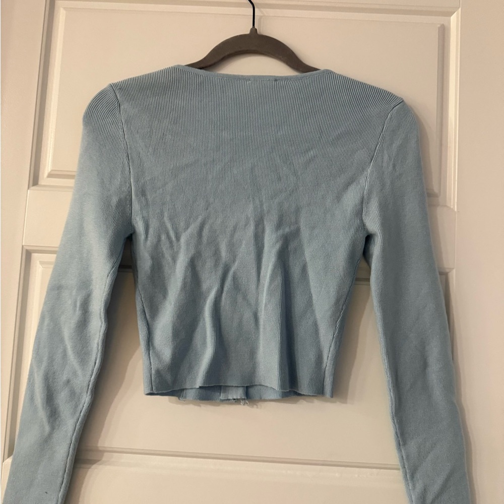 Le Lis Soft Blue Ribbed Top - Picture 2 of 4